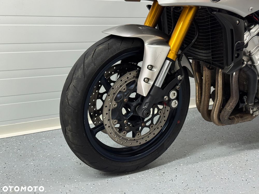 Yamaha FZ - 21