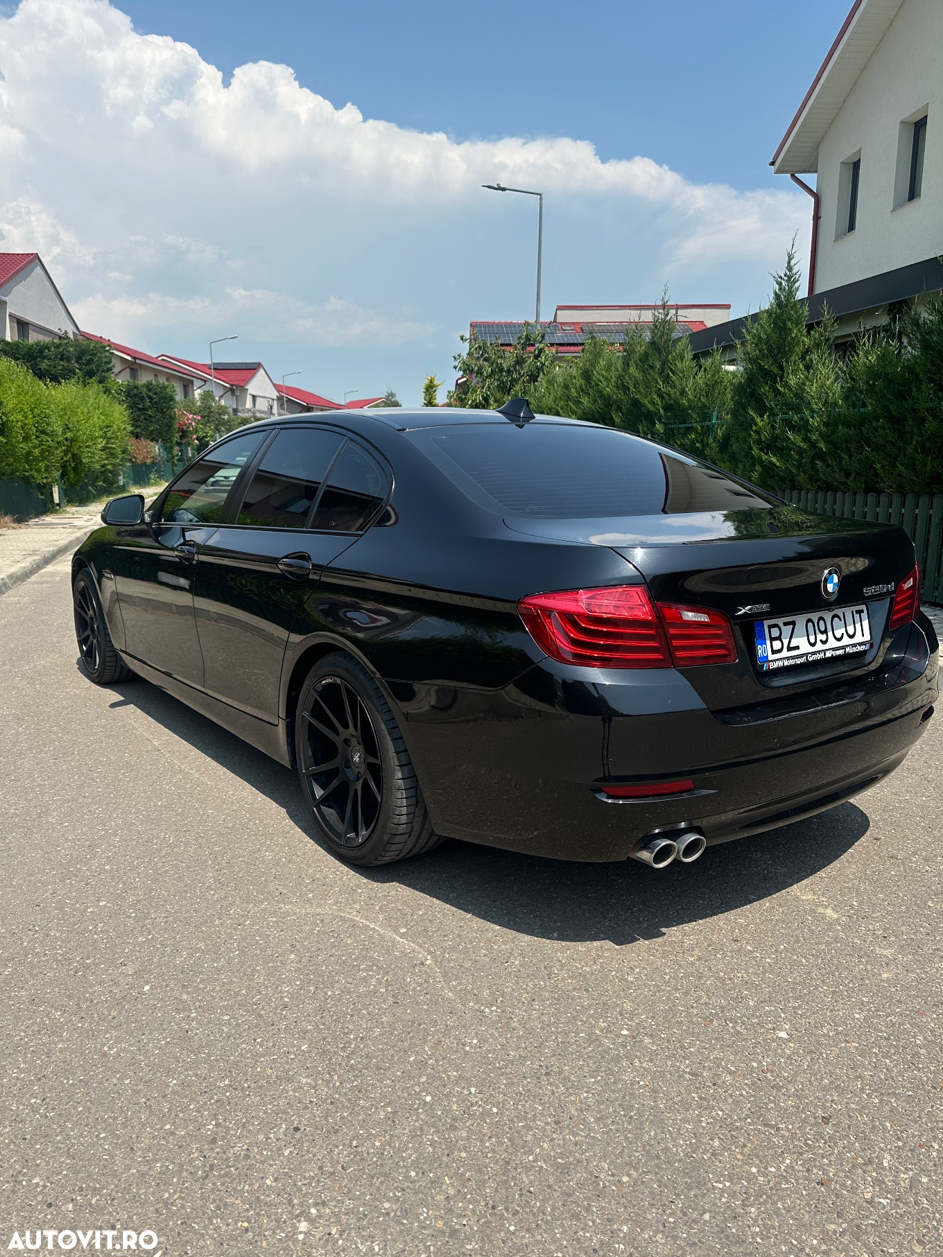 BMW Seria 5 520d xDrive AT - 10