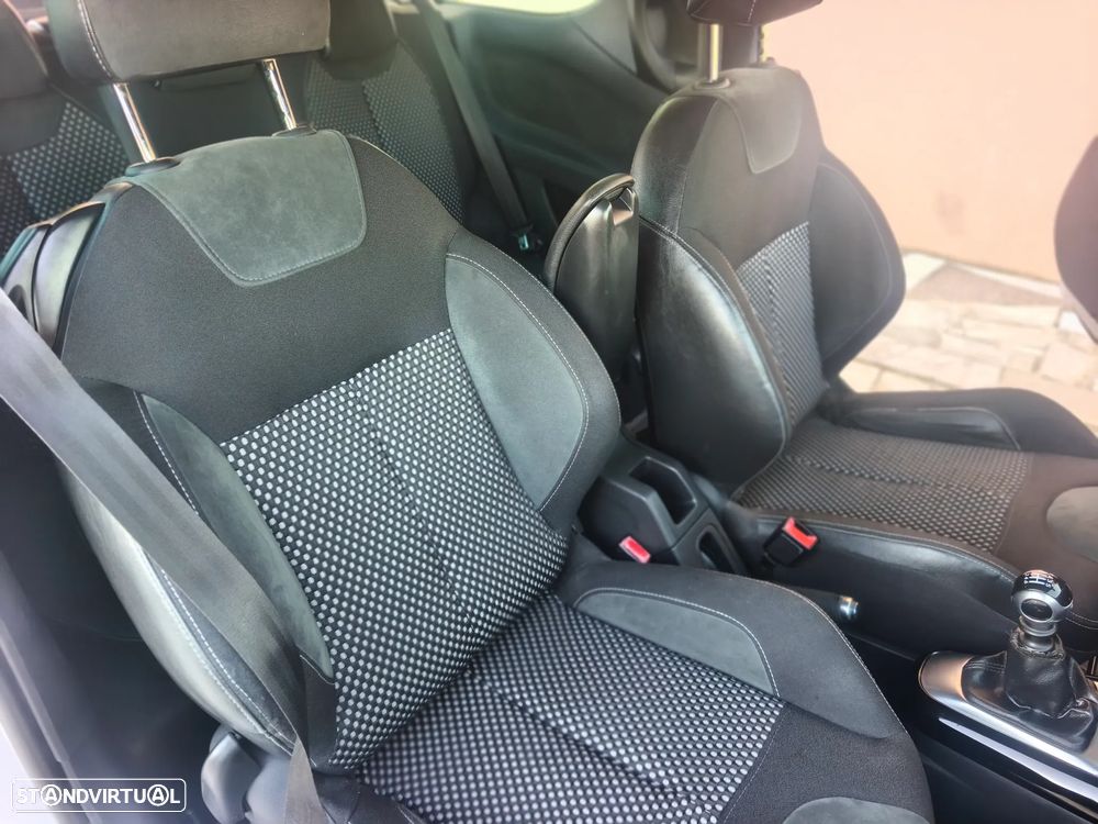 Citroën DS3 1.6 e-HDi Airdream Sport Chic - 18