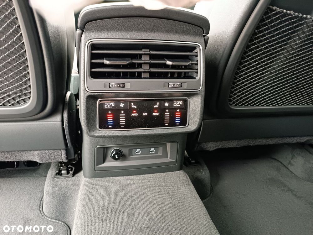 Audi SQ8 - 18