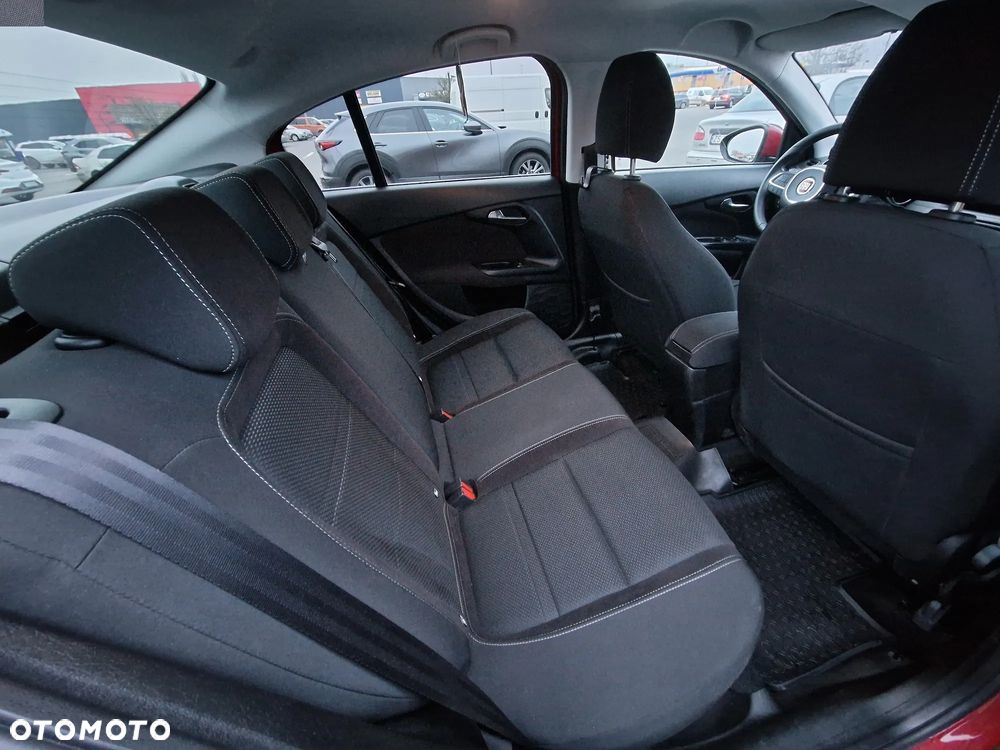 Fiat Tipo 1.4 16V Lounge - 25