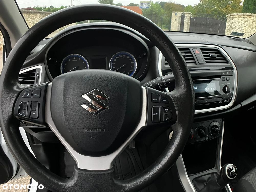 Suzuki SX4 S-Cross 1.6 Comfort - 9