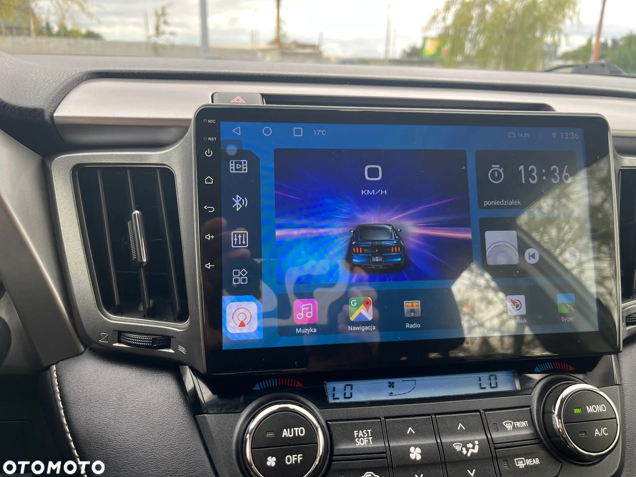 Toyota RAV4 - 21