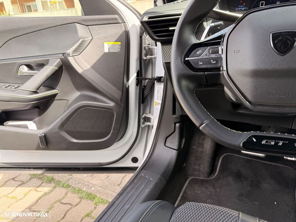 Peugeot 2008 1.2 PureTech GT Line EAT8 - 15