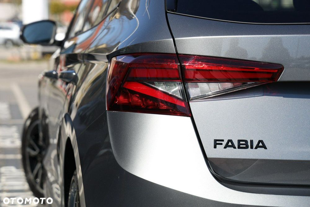 Skoda Fabia 1.5 TSI Monte Carlo DSG - 12