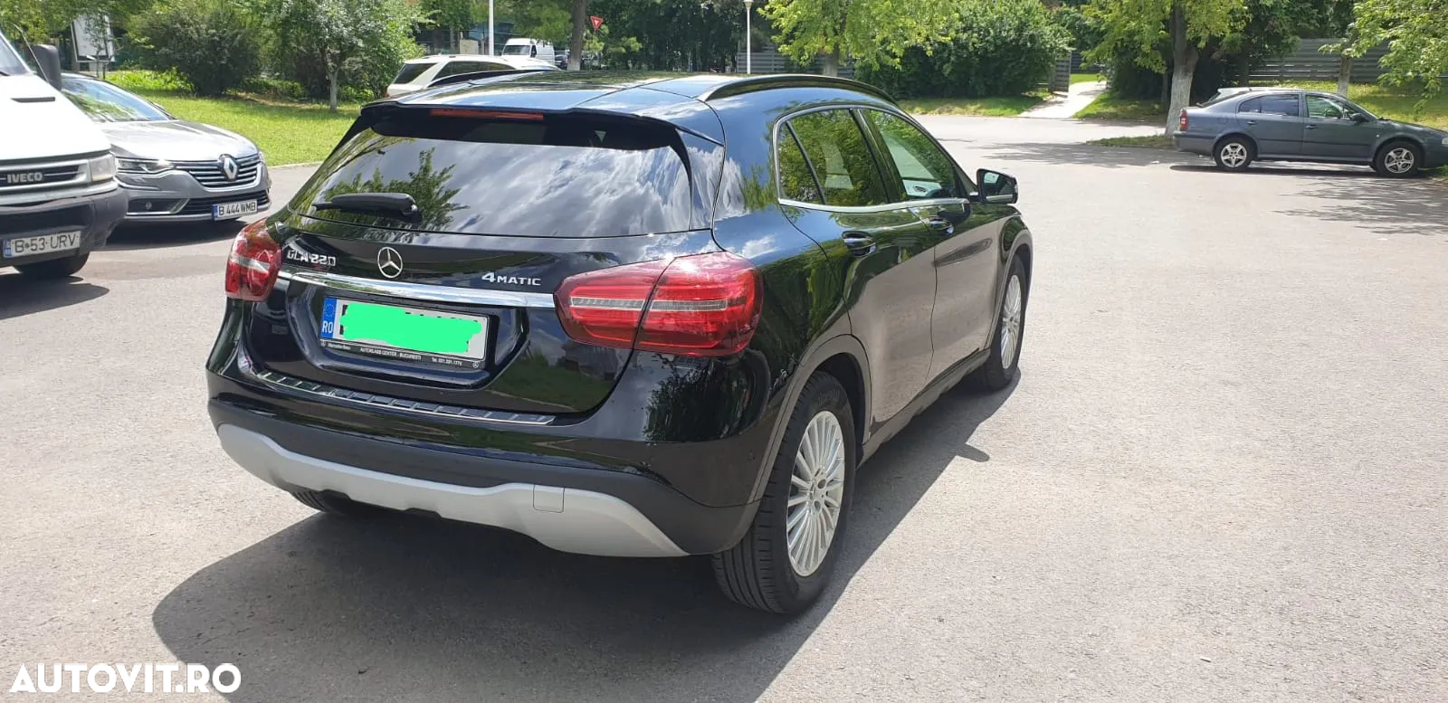 Mercedes-Benz GLA - 2
