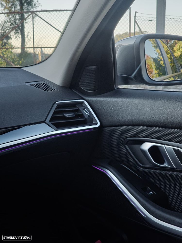 BMW 318 d Aut. Advantage - 21