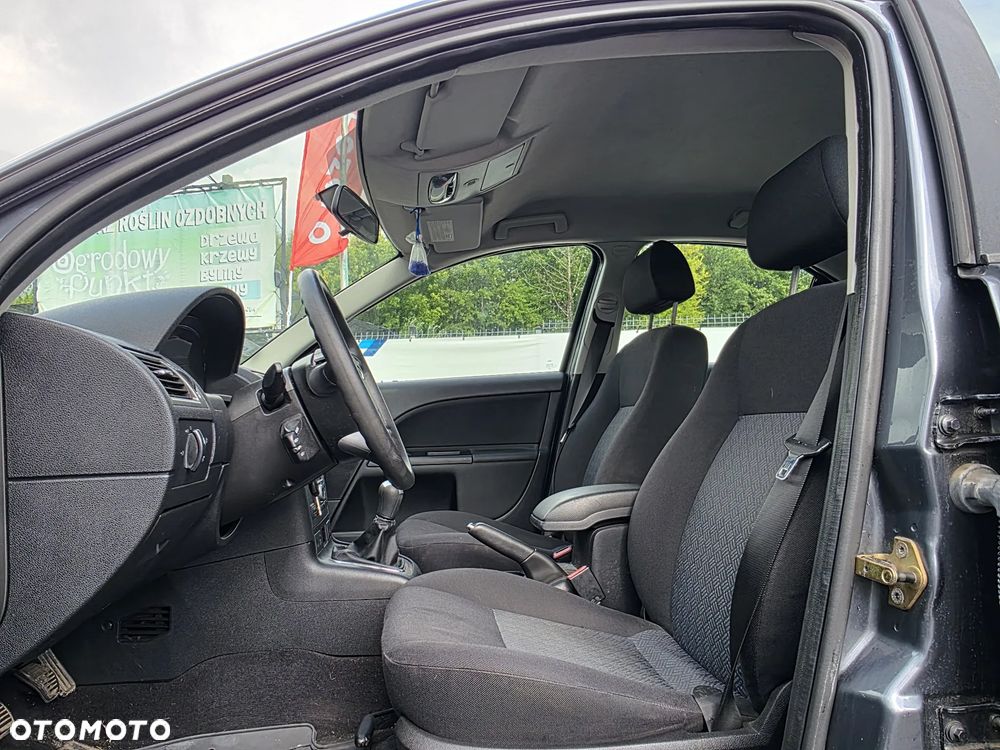 Ford Mondeo 1.8 Trend X - 12