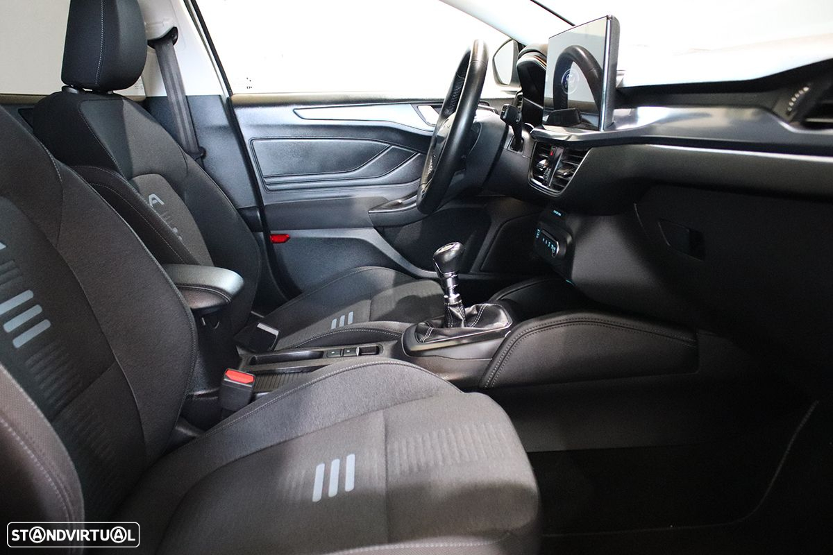 Ford Focus 1.0 EcoBoost MHEV Active - 23