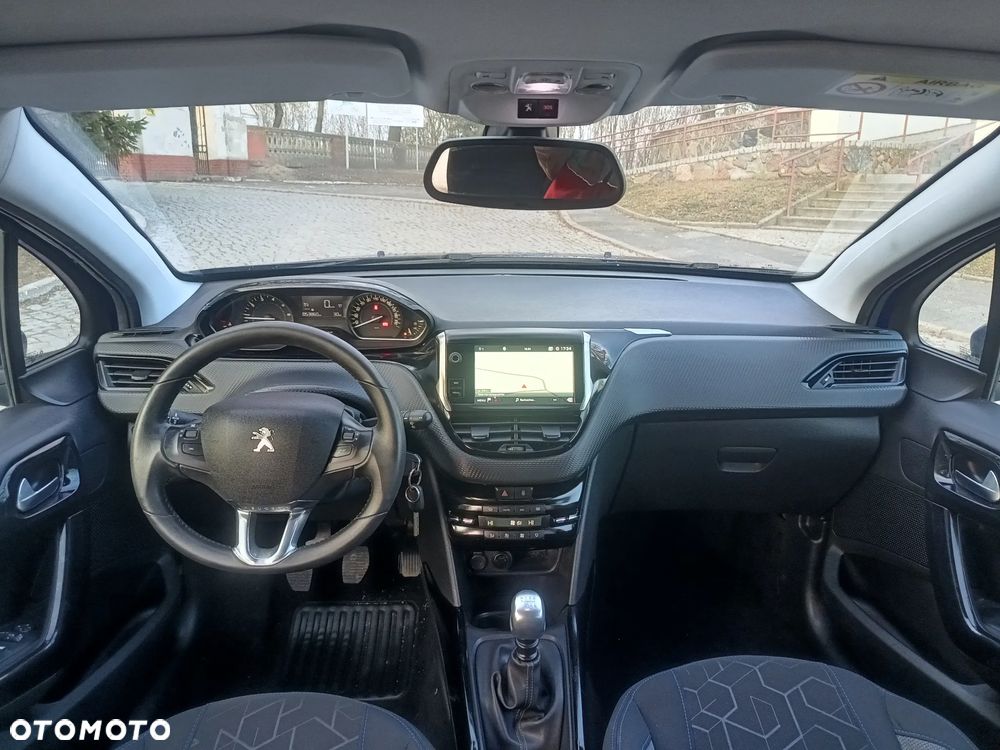 Peugeot 2008 PureTech 110 Style - 6