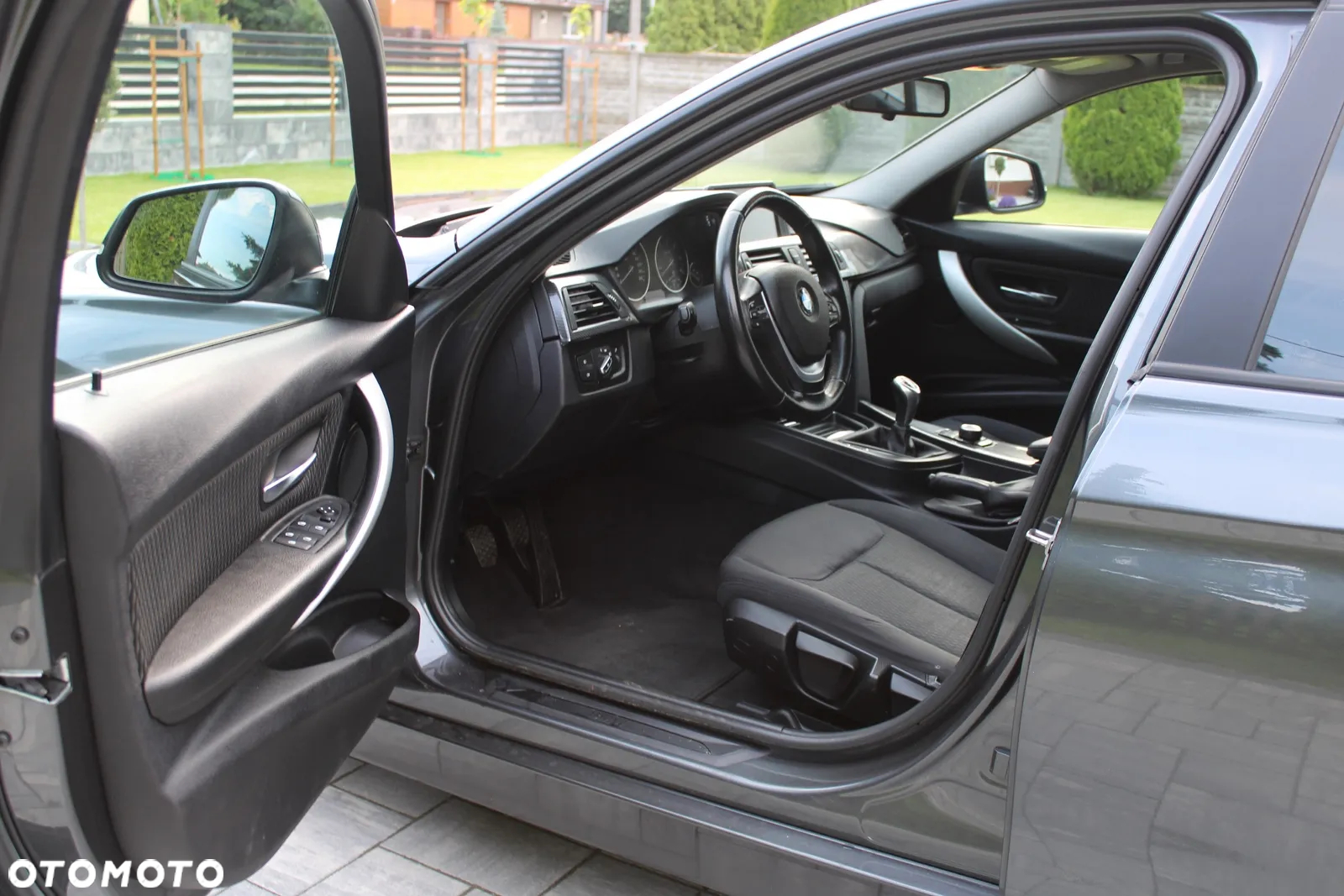 BMW Seria 3 - 26