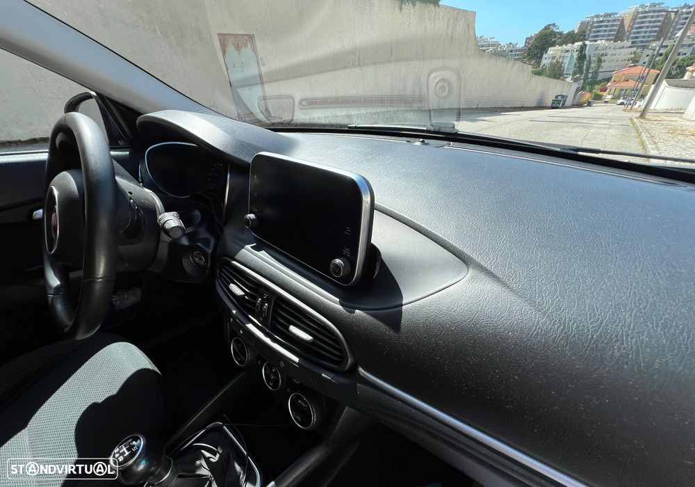Fiat Tipo Station Wagon 1.3 M-Jet Lounge Tech J17 - 14