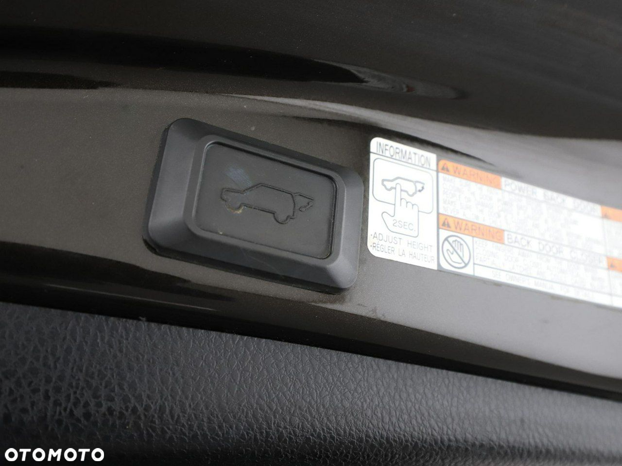 Toyota RAV4 2.0 4x4 Start&Stop CVT Comfort - 39