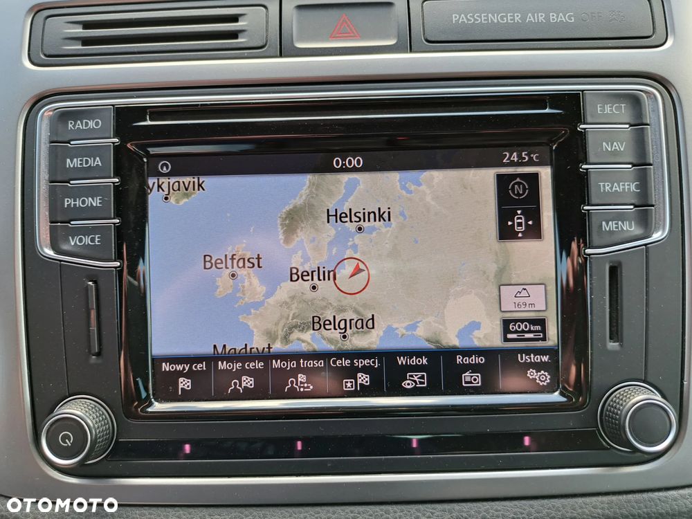 Volkswagen Tiguan - 22