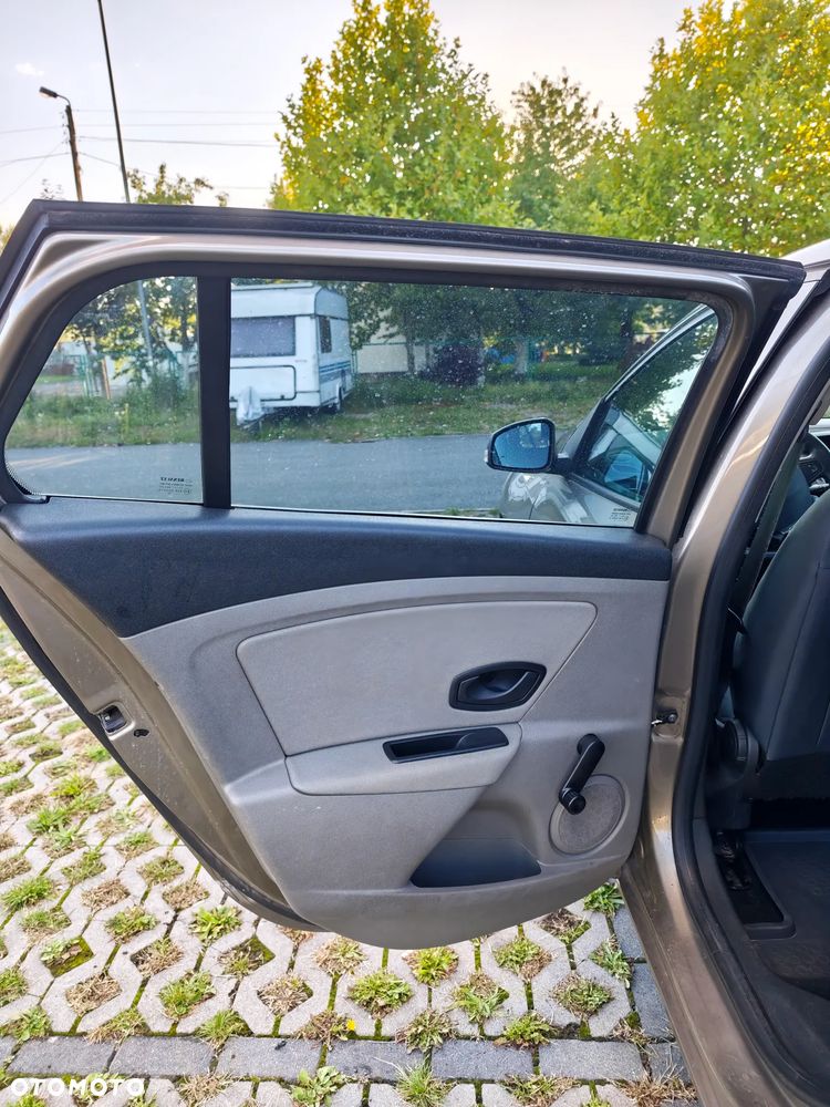 Renault Megane 1.5 dCi Dynamique - 8