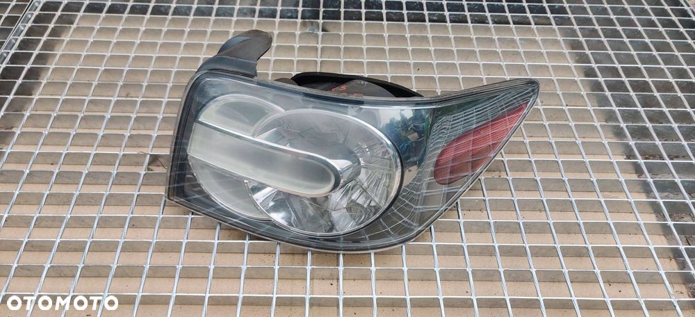 Mazda CX-7 Lampa tylna PRAWA TYŁ - 2