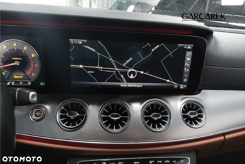 Mercedes-Benz Klasa E 400 4-Matic 9G-TRONIC - 22