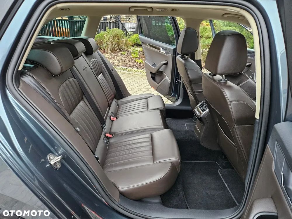 Skoda Superb 2.0 TDI 4x4 DSG L&K - 20