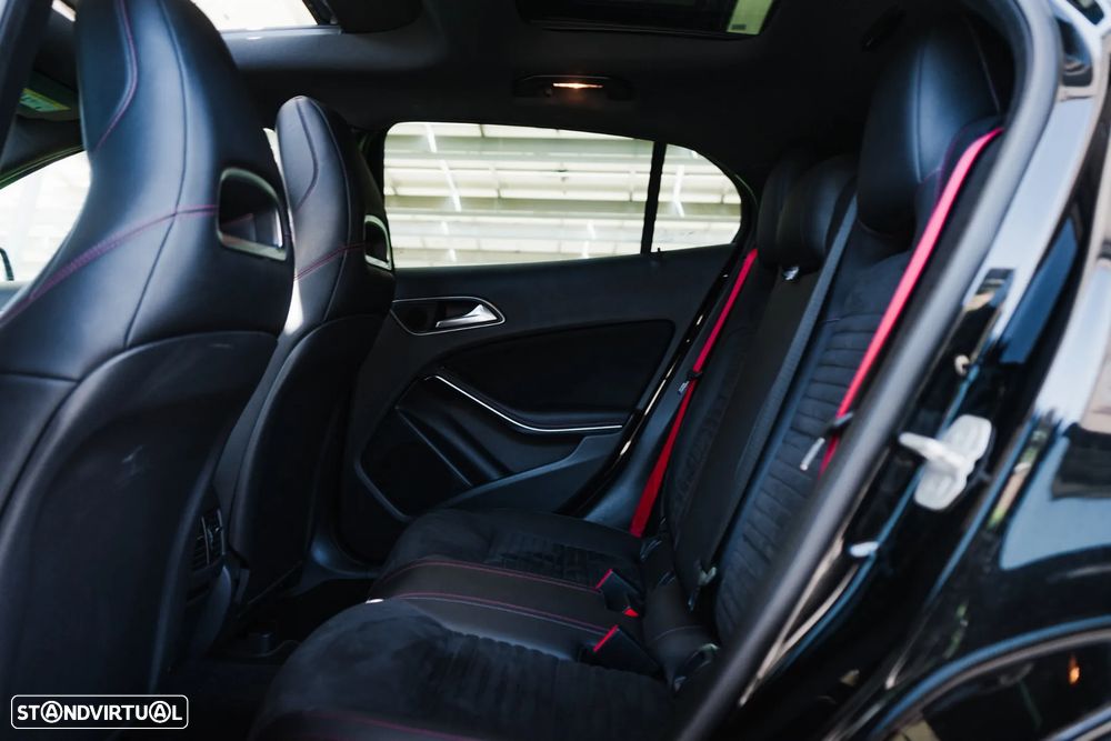 Mercedes-Benz GLA 45 AMG 4Matic 7G-DCT Edition 1 - 33