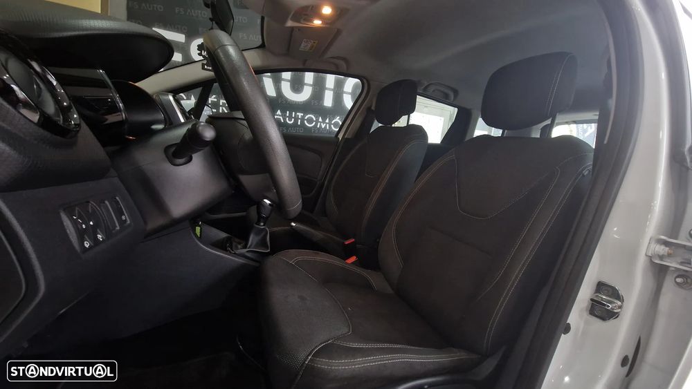 Renault Clio Sport Tourer dCi 90 Limited - 7
