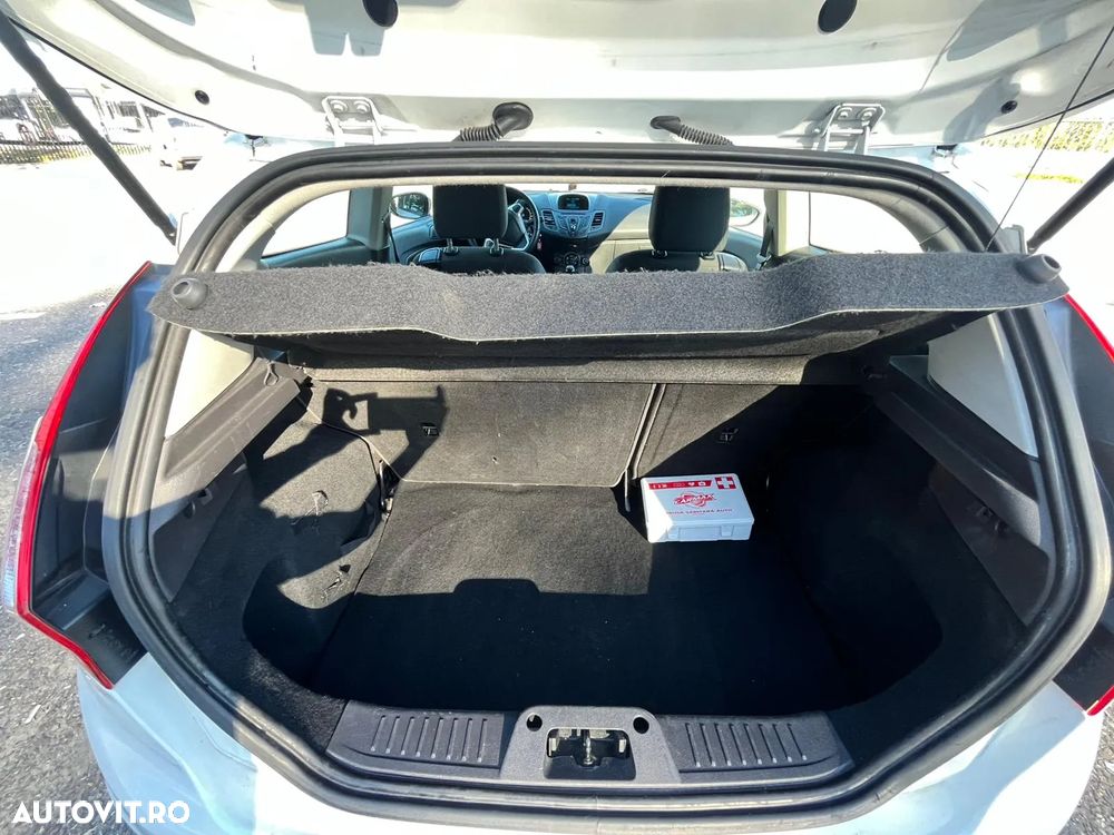 Ford Fiesta 1.5 TDCi Trend - 12