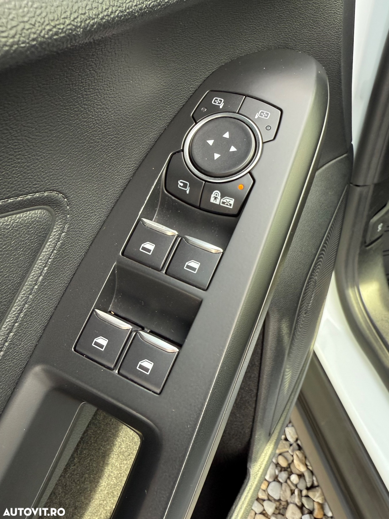 Ford Focus Turnier 1.5 EcoBlue Start-Stopp-System COOL&CONNECT - 19