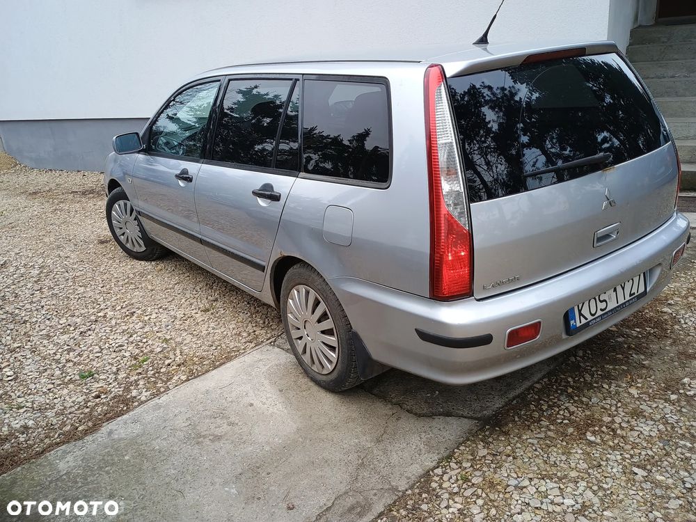 Mitsubishi Lancer - 2