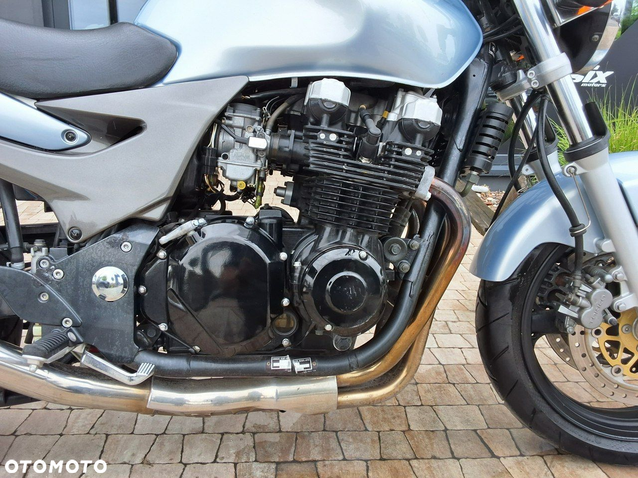 Kawasaki ZR - 10