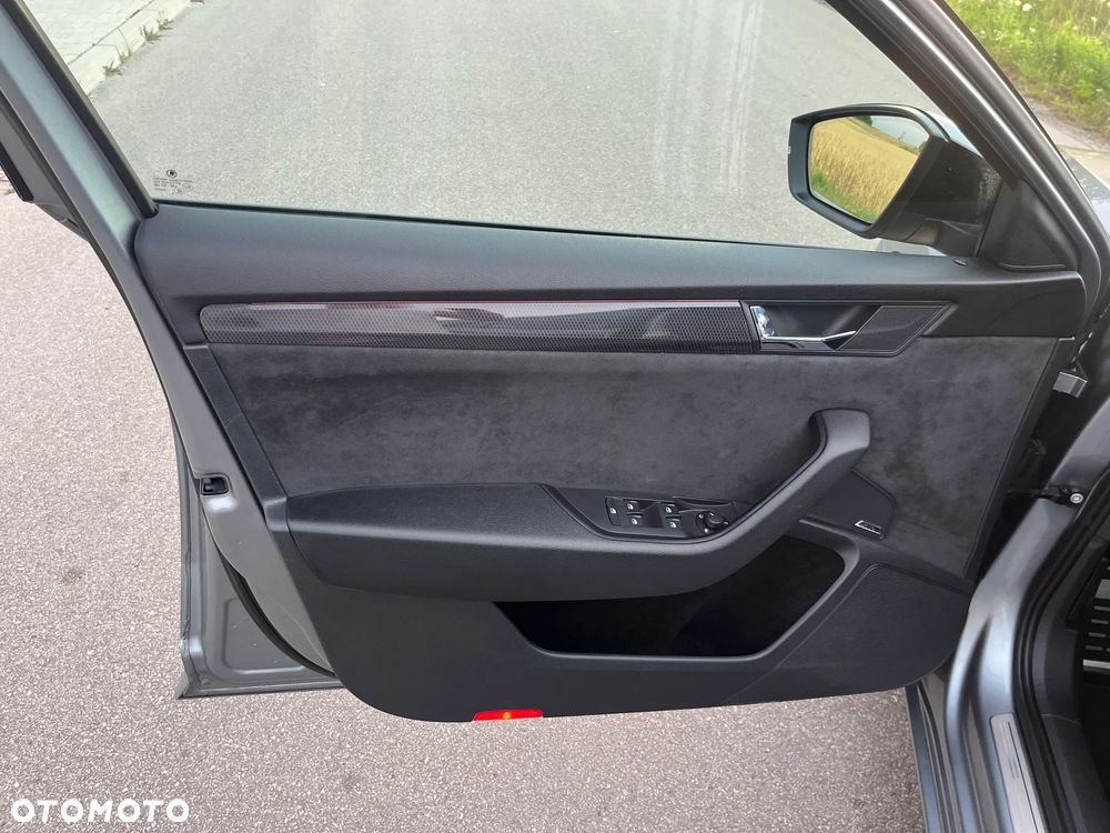 Skoda Superb 2.0 TSI 4x4 Sportline DSG - 7