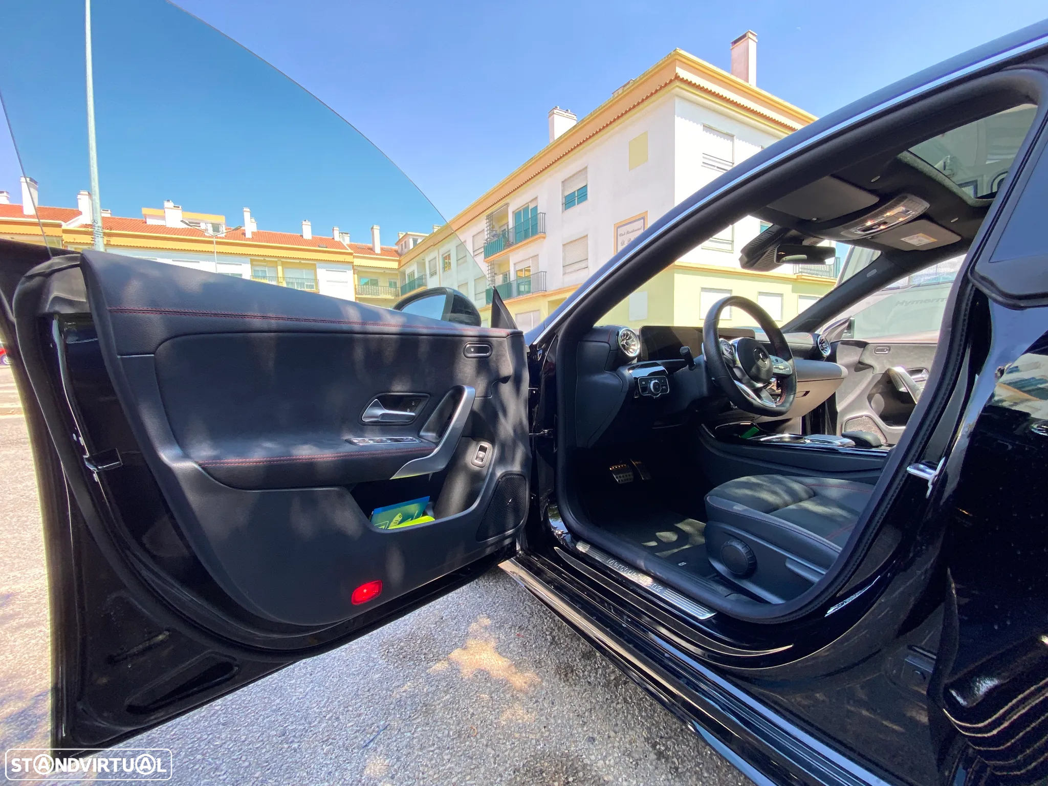 Mercedes-Benz CLA 250 e AMG Line - 3