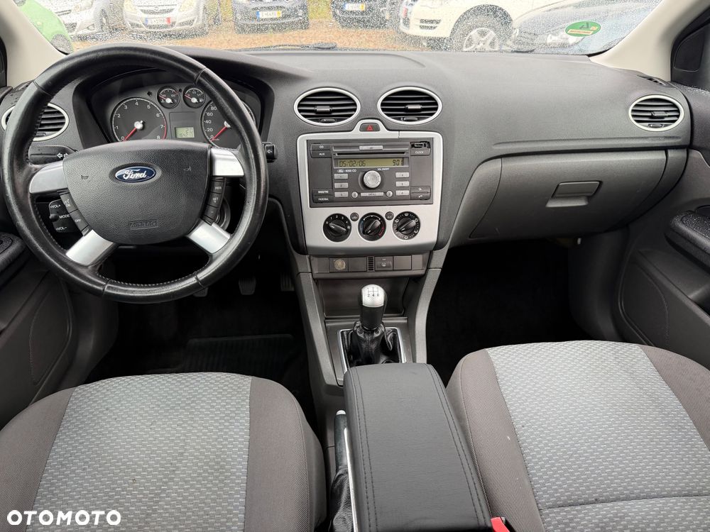 Ford Focus 1.6 16V Trend - 5