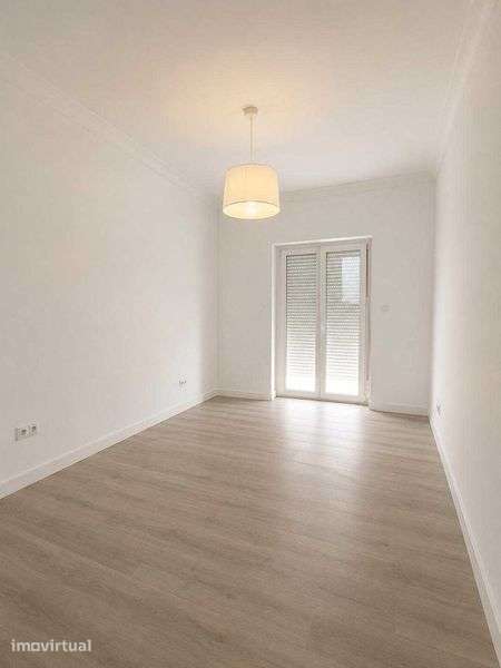 Apartamento T2 à venda na Rua do Cabo da Boa Esperança, 2º andar - Grande imagem: 3/7