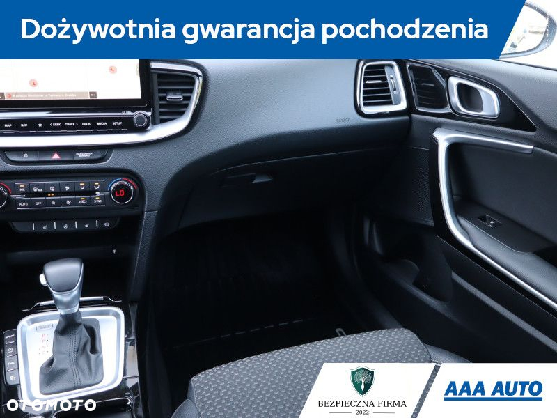 Kia Ceed - 9