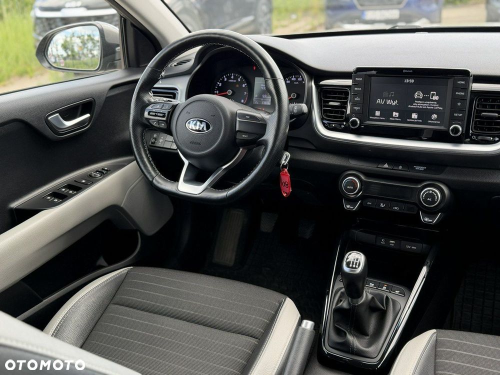 Kia Stonic - 16