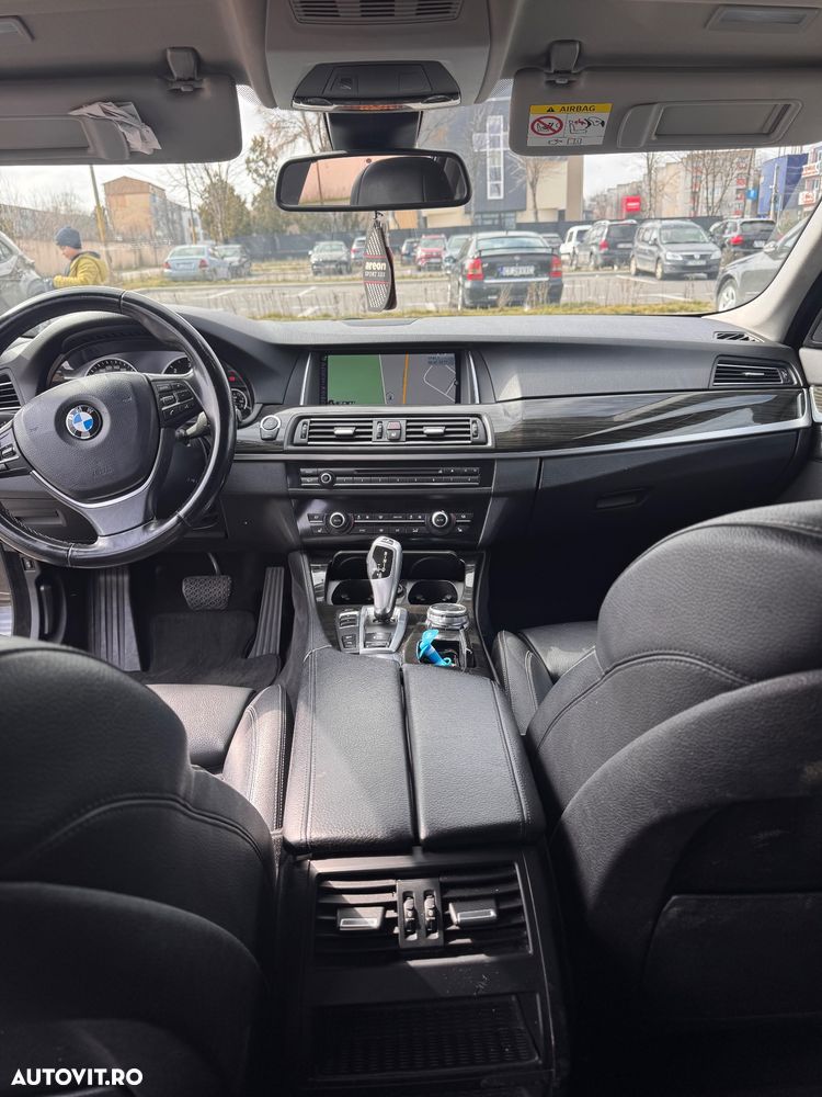 BMW Seria 5 520d xDrive Aut. - 7