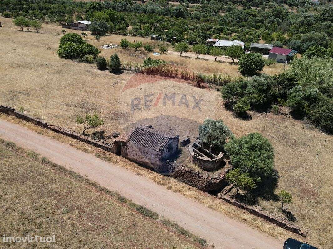 Terreno  para venda - Grande imagem: 2/9