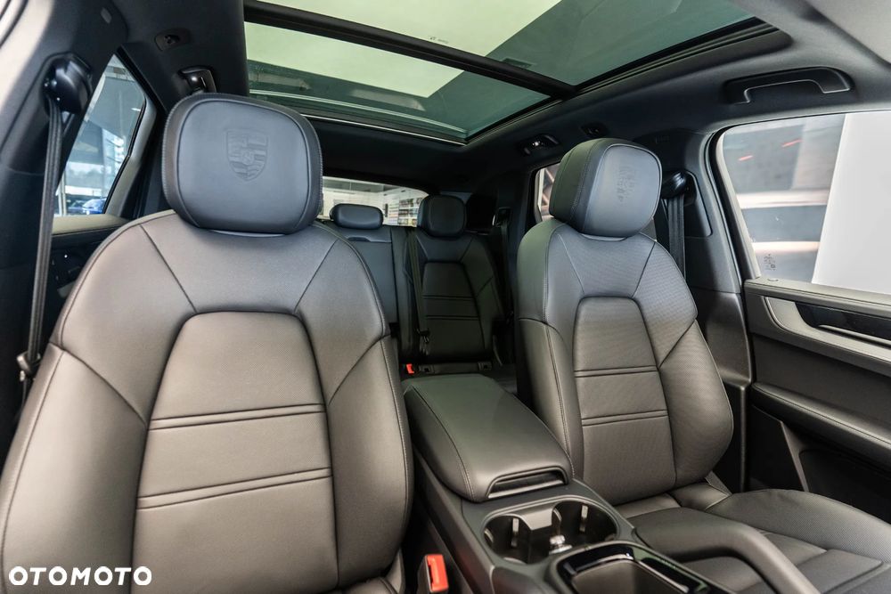 Porsche Cayenne E-Hybrid PHEV Black Edition - 15