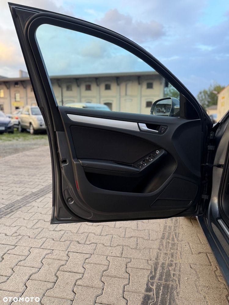 Audi A4 Avant - 19