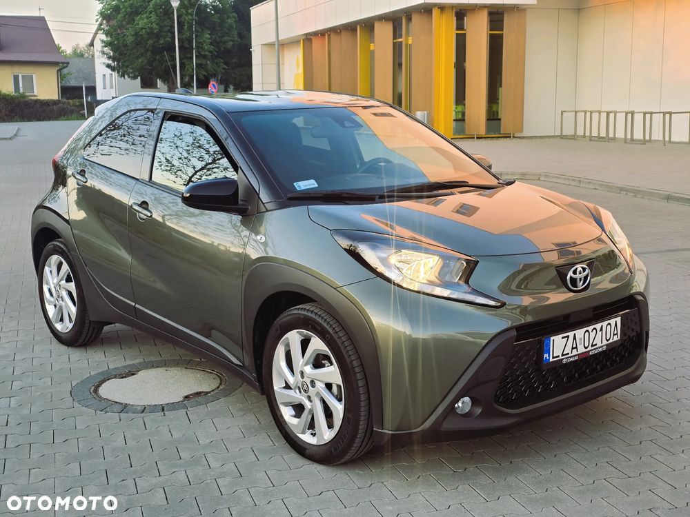 Toyota Aygo X 1.0 VVT-i Style - 1