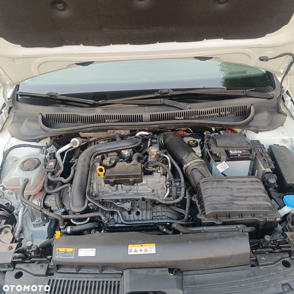 Volkswagen Polo - 15