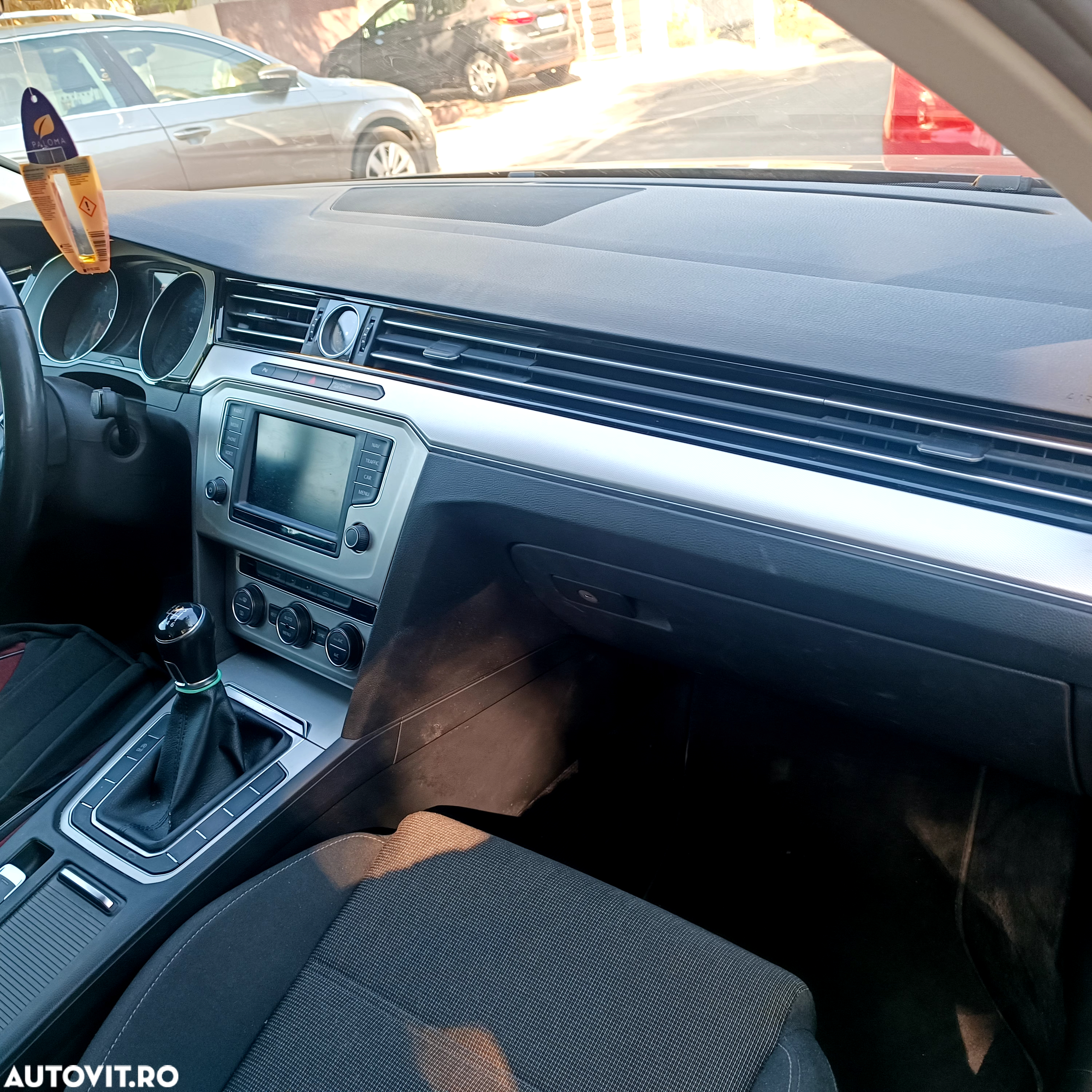 Volkswagen Passat Variant 1.6 TDI (BlueMotion Technology) Comfortline - 13