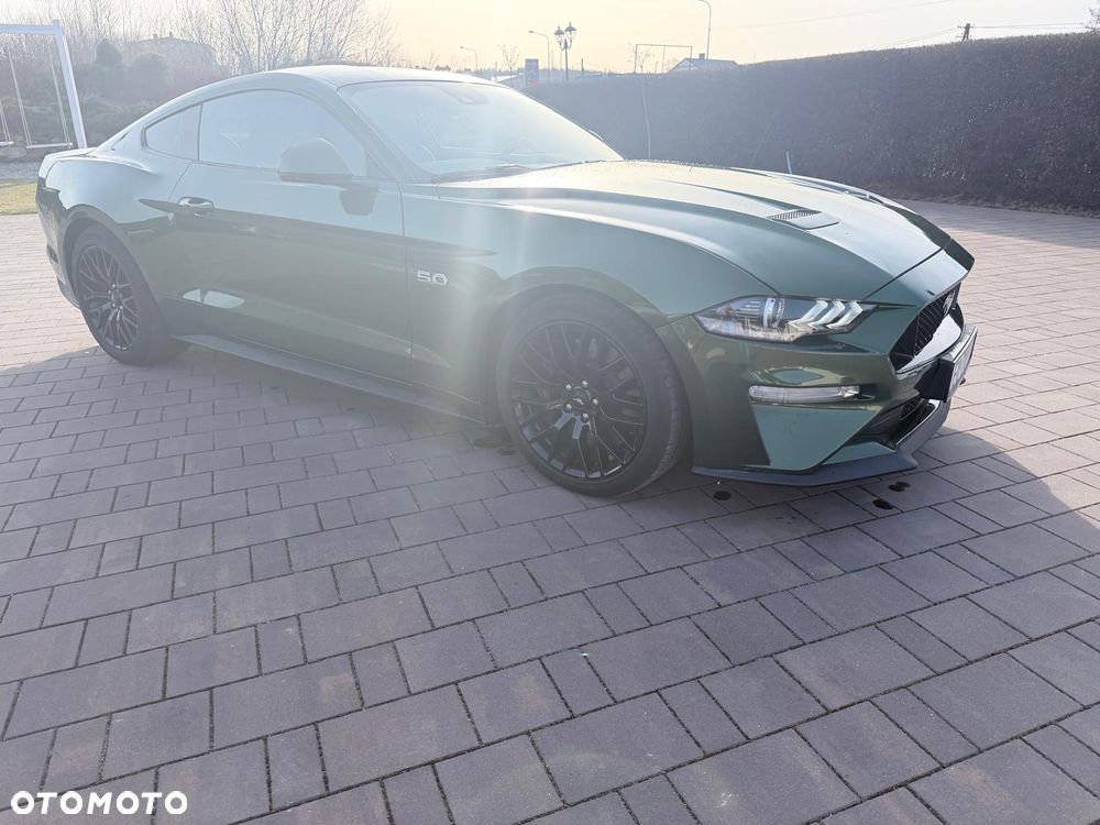 Ford Mustang - 4