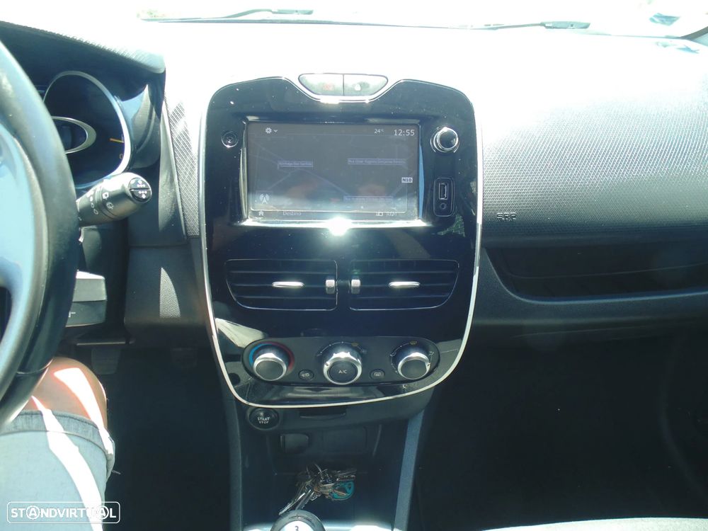 Renault Clio Sport Tourer 1.5 dCi Limited - 28