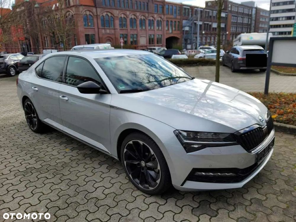 Skoda Superb 2.0 TSI 4x4 DSG SportLine - 1
