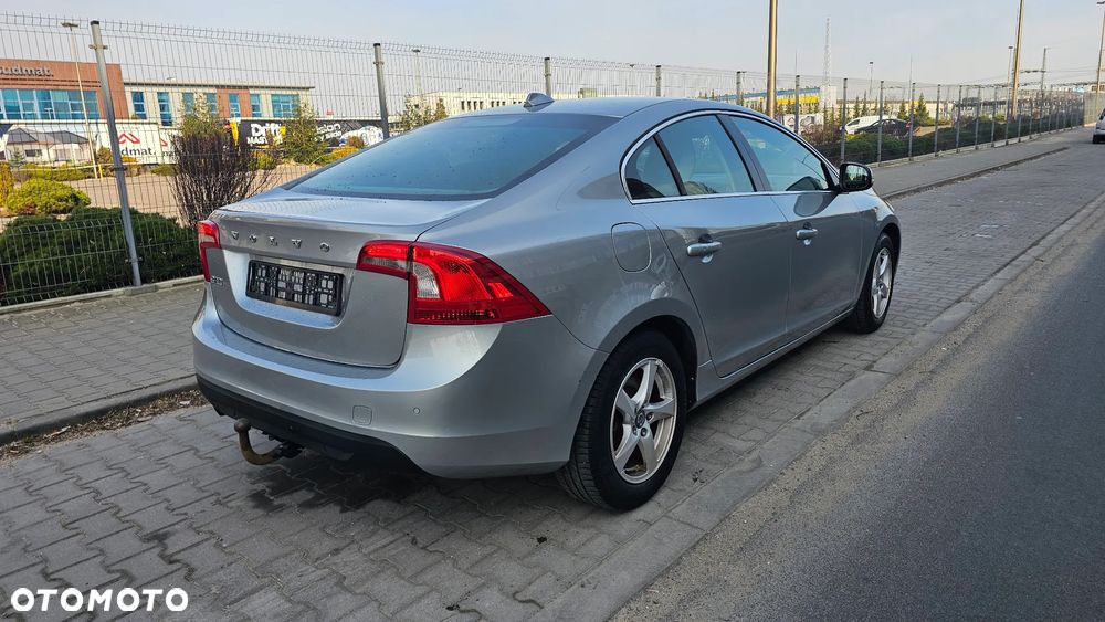 Volvo S60 DRIVe Summum - 3