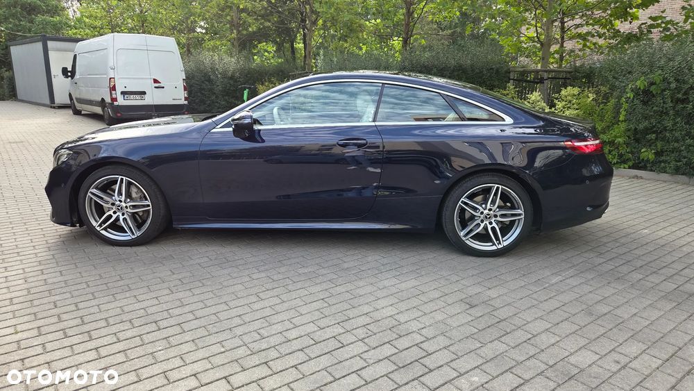 Mercedes-Benz Klasa E 350 Coupe 9G-TRONIC - 13