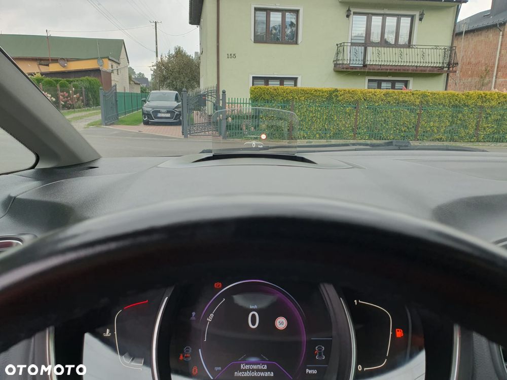 Renault Scenic - 11