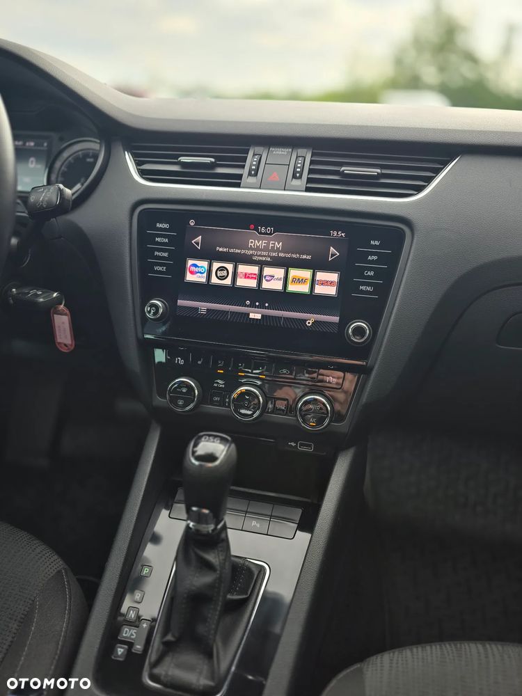 Skoda Octavia 2.0 TDI Style DSG - 21