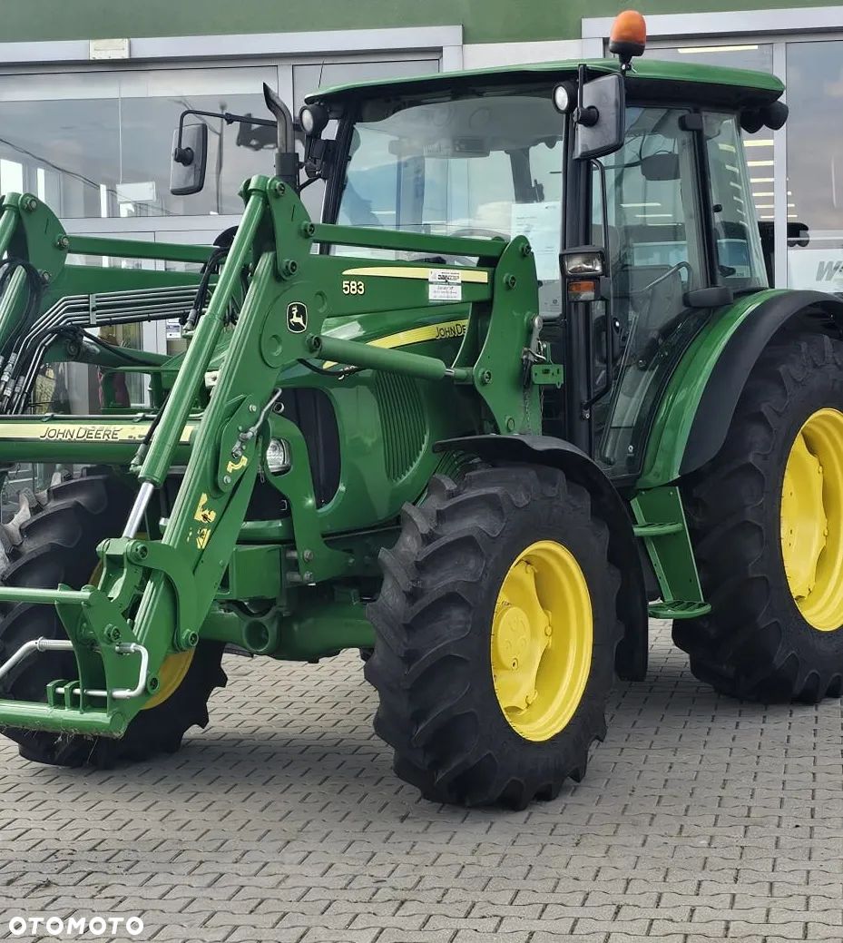 John Deere 5090R - 1