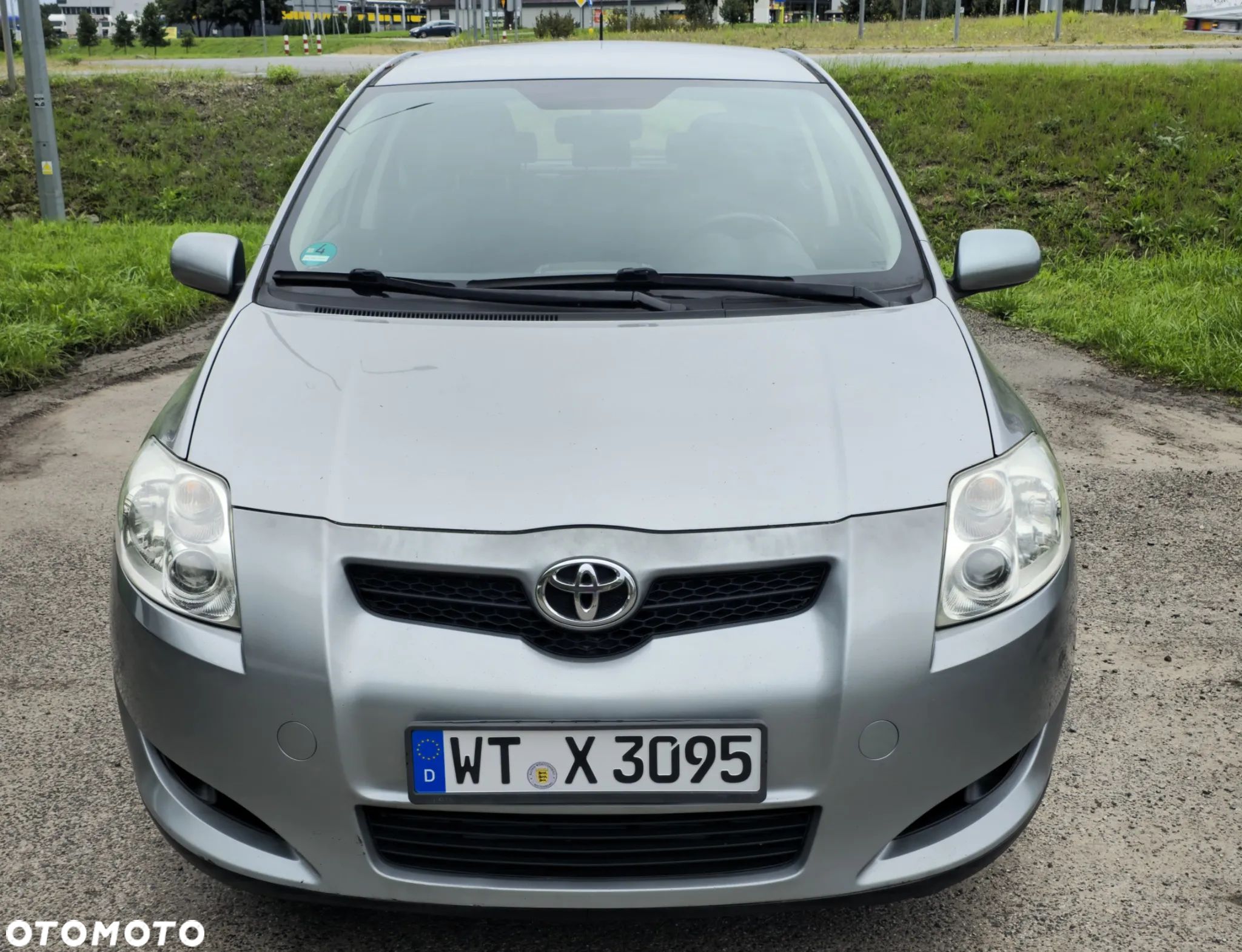 Toyota Auris 2.0 D-4D Team - 1